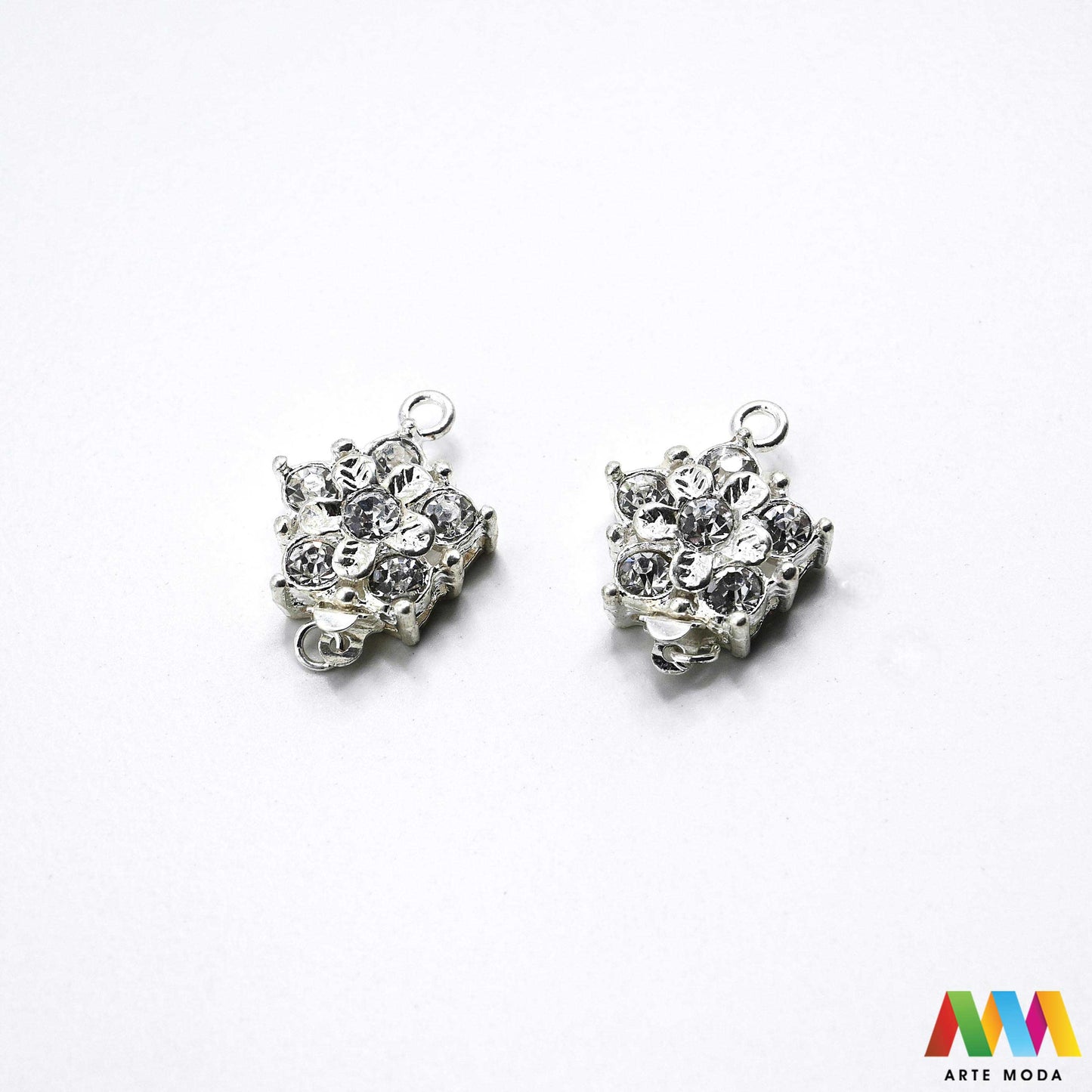 ukrasna kopča starinski nakit togl zatvarač DIY vintage romantični ukrasne kopče motivima OT dekorativni zatvarači metalni pribor statement završeci ogrlica luksuzni zlatne srebrne narukvica ukrasima luksuzne Mornarska detalje kolekcija ukrasnih metalnih kopči motive srca leptira kormila filigrana portreta dekorativni zatvarači pretvaraju svaku ogrlicu unikatni komad nakita vintage šarm mornarsku svježinu tematski zatvarači osigurat uradi sam projekt zapažen stilski besprijekoran arte moda repromaterijal