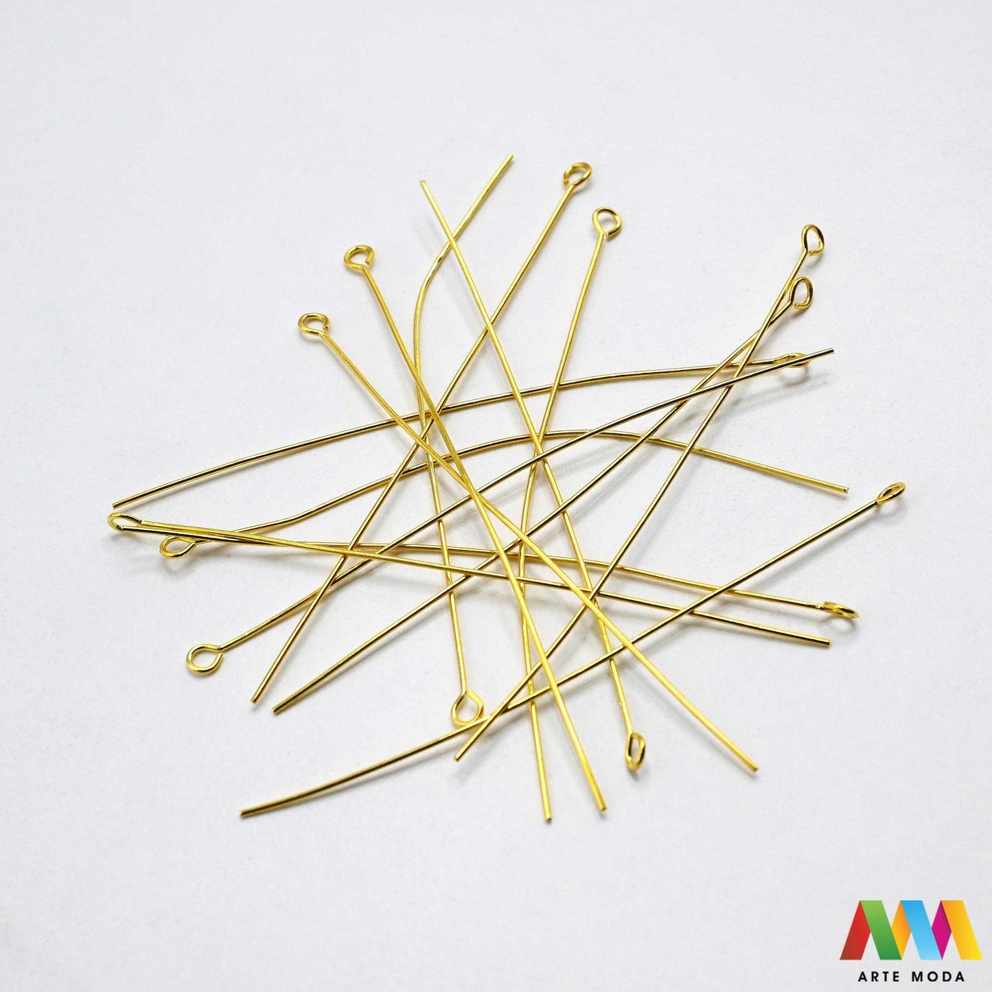 igle pinovi headpins eyepins omčicom glavicom elementi DIY pribor srebrni zlatni za izradu nakita pribor Pretvorite perle u nakit s lakoćom Metalni čavlići su osnovni alat za izradu naušnica privjesaka nizova perli Bilo da trebate igle s ravnom glavom za završetak ili igle s omčicom za daljnje spajanje naša ponuda osigurava kvalitetu i savitljivost potrebnu za profesionalne rezultate Izaberite idealnu duljinu i boju za svoj uradi sam projekt i osigurajte čvrstinu svojim kreacijama arte moda repromaterijal