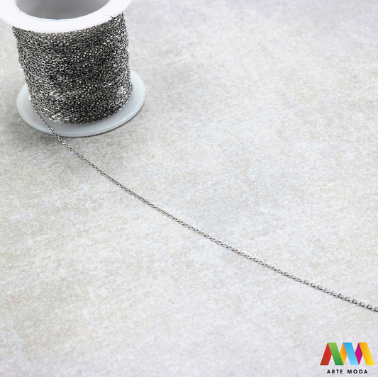 lanac čelik repromaterijal čelični ogrlice narukvice nehrđajući metar kolutu boji nakit inox metru izrada nakita DIY obojeni hipoalergeni tanki kalem Dizajnirajte nakit točno po mjeri Naši lanci na metre od nehrđajućeg čelika neograničene za izradu unikatnih ogrlica narukvica i modnih dodataka Izrađeni od visokokvalitetnog Stainless Steel materijala lanci u roli su hipoalergeni iznimno izdržljivi i potpuno otporni na tamnjenje stvorite DIY nakit vrhunske kvalitete koji traje vječno arte moda repromaterijal