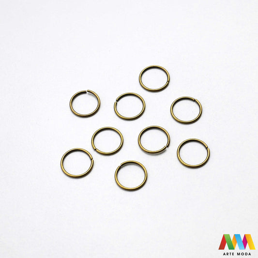 alkice spojnice karike jump rings spojni prstenovi metalni kolutovi DIY pribor repromaterijal srebrne zlatne izrada nakita spajanje perli metalne za nakit otvorene zatvorene izradu materijal prsten elementi narukvice ogrlice Osigurajte čvrstinu nakitu Metalne alkice su neizostavne spojnice spajanje kopči privjesaka lanaca Birajte između prstenova u raznim veličinama bojama bronca složenost vašeg uradi sam projekta kvalitetne alkice pružit profesionalan siguran završetak kreaciji arte moda repromaterijal