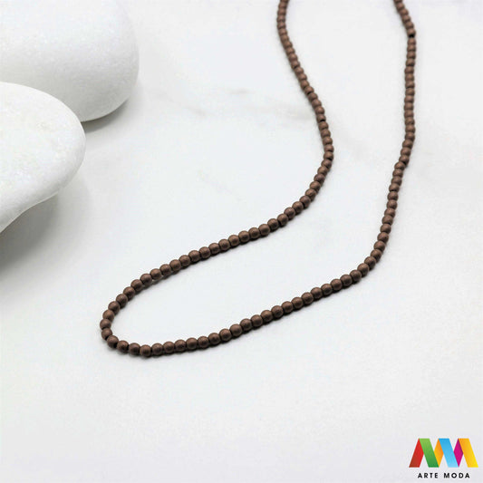 hematit krvavi kamen poludragi mineral metalni sjaj kvarc zrcalo kristal prirodni metalik meditacija zaštita repromaterijal Hematit (ili krvavi kamen) je prirodni mineral smeđe sive ili crne boje karakteriziran prisustvom hladnog metalnog sjaja Vjeruje se da pomaže u jačanju volje samopouzdanja i povezanosti s majkom zemljom Nakit izrađen od njega fascinira svojim tajanstvenim zrcalnim sjajem