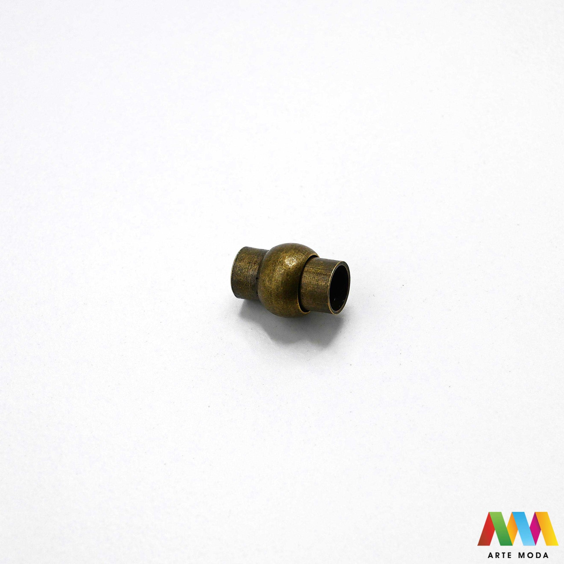 magnetne kopče magnet zatvarači metalne izrada nakita DIY lagano kopčanje metalni pribor narukvice ogrlice brzo zatvaranje magnetne nakit magnetni magneti brze za uradi sam kopča Kopčanje nakita u sekundi Magnetne kopče su najjednostavniji i najbrži zatvarači za narukvice i ogrlice Snažan magnet osigurava sigurno zatvaranje idealno za sve koji traže lako rukovanje Razni oblici i boje savršeni za elegantan i praktičan DIY nakit arte moda repromaterijal