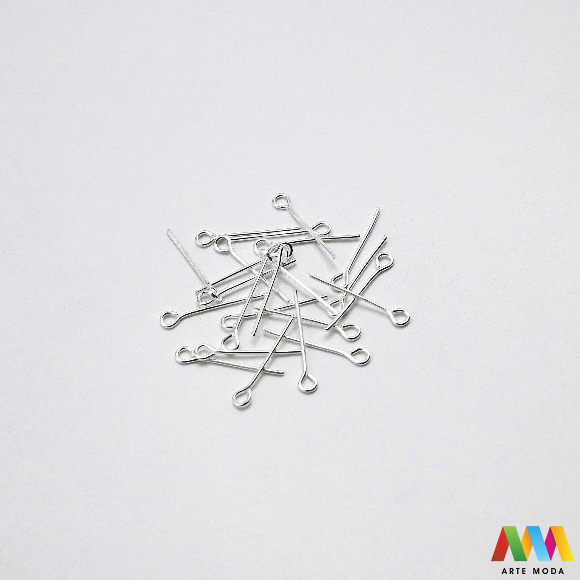 igle pinovi headpins eyepins omčicom glavicom elementi DIY pribor srebrni zlatni za izradu nakita pribor Pretvorite perle u nakit s lakoćom Metalni čavlići su osnovni alat za izradu naušnica privjesaka nizova perli Bilo da trebate igle s ravnom glavom za završetak ili igle s omčicom za daljnje spajanje naša ponuda osigurava kvalitetu i savitljivost potrebnu za profesionalne rezultate Izaberite idealnu duljinu i boju za svoj uradi sam projekt i osigurajte čvrstinu svojim kreacijama arte moda repromaterijal