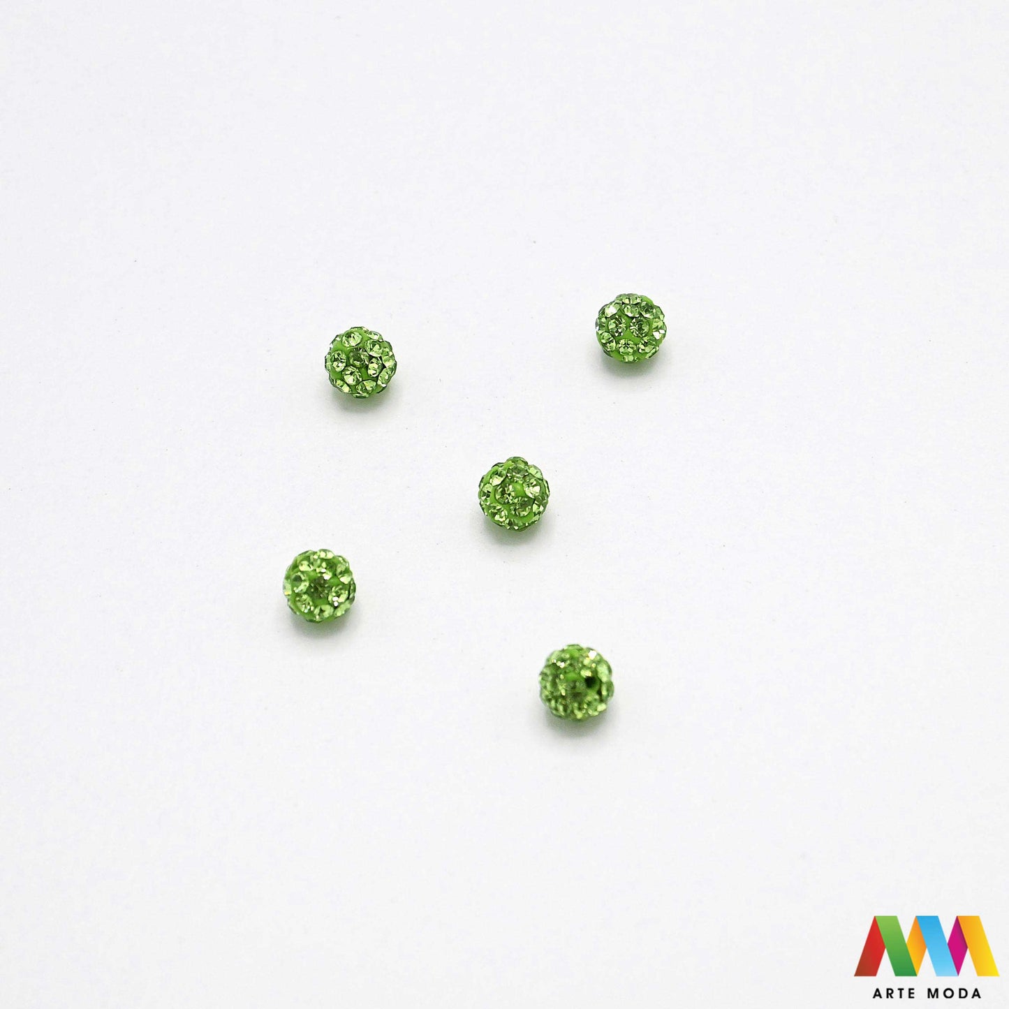 shamballa disco kugle kristalne perle sjajne kuglice cirkoni glamur nakit izrada narukvica DIY svjetlucavo šarene pave s kristalima za svjetlucave narukvice materijal ogrlice Dodajte dozu glamura svojim kreacijama su prekrivene stotinama sitnih kristala koji pružaju efekt Ove svjetlucave perle su idealne za izradu popularnih elegantnih naušnica i upečatljivih ogrlica Dostupne u širokoj paleti boja naše kristalne kuglice osigurat će da vaš uradi sam nakit bude u centru pažnje arte moda repromaterijal