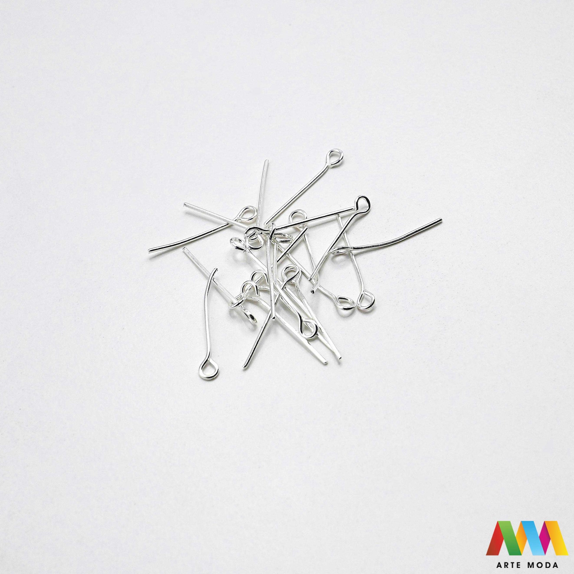 igle pinovi headpins eyepins omčicom glavicom elementi DIY pribor srebrni zlatni za izradu nakita pribor Pretvorite perle u nakit s lakoćom Metalni čavlići su osnovni alat za izradu naušnica privjesaka nizova perli Bilo da trebate igle s ravnom glavom za završetak ili igle s omčicom za daljnje spajanje naša ponuda osigurava kvalitetu i savitljivost potrebnu za profesionalne rezultate Izaberite idealnu duljinu i boju za svoj uradi sam projekt i osigurajte čvrstinu svojim kreacijama arte moda repromaterijal