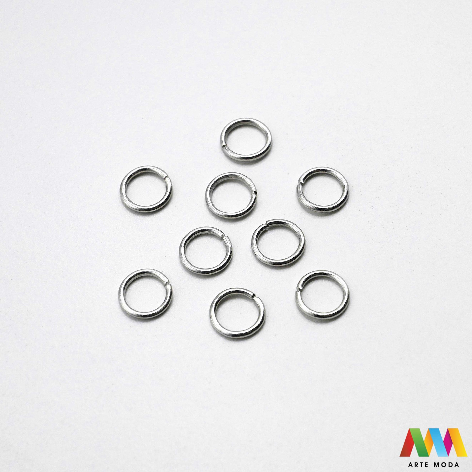 alkice spojnice karike jump rings spojni prstenovi metalni kolutovi DIY pribor repromaterijal srebrne zlatne izrada nakita spajanje perli metalne za nakit otvorene zatvorene izradu materijal prsten elementi narukvice ogrlice Osigurajte čvrstinu nakitu Metalne alkice su neizostavne spojnice spajanje kopči privjesaka lanaca Birajte između prstenova u raznim veličinama bojama bronca složenost vašeg uradi sam projekta kvalitetne alkice pružit profesionalan siguran završetak kreaciji arte moda repromaterijal