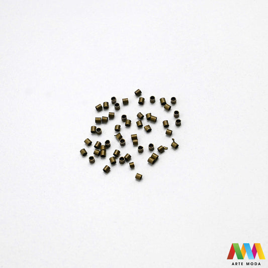 krimp perla završetak stoper za narukvicu razdjelnik metalne kuglice DIY pribor repromaterijal srebrni zlatni nakit perle crimp beads fiksatori sajlu flaks razdjelnici Fiksirajte svoju kreativnost Metalni stoperi su neophodni za izrađivača nakita Bilo da osiguravate završetke ogrlice radite na dizajnu s razmaknutim perlama naši stoperi pružaju maksimalnu sigurnost stabilnost srebro zlato bakar ovi mali važni elementi osigurat će da vaš uradi sam nakit izgleda uredno i profesionalno arte moda repromaterijal