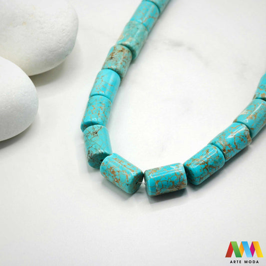 tirkiz poludragi kamen kristal mineral nakit prirodni meditacija zaštita sreća plava grlena čakra ljekovito kamenje energija kristala Simbol neba i mora ovaj prekrasni plavi poludragi kamen cijenjen je zbog svoje ljepote i metafizičkih svojstava Vjeruje se da pomaže u komunikaciji donosi sreću i štiti od negativne energije Savršen je za izradu nakita i meditaciju