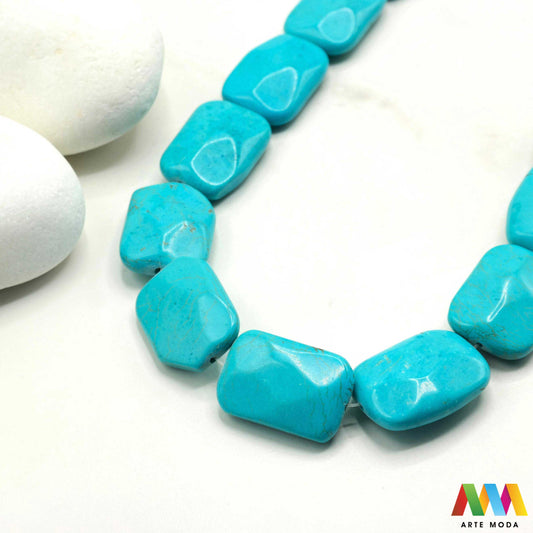 tirkiz poludragi kamen kristal mineral nakit prirodni meditacija zaštita sreća plava grlena čakra ljekovito kamenje energija kristala Simbol neba i mora ovaj prekrasni plavi poludragi kamen cijenjen je zbog svoje ljepote i metafizičkih svojstava Vjeruje se da pomaže u komunikaciji donosi sreću i štiti od negativne energije Savršen je za izradu nakita i meditaciju